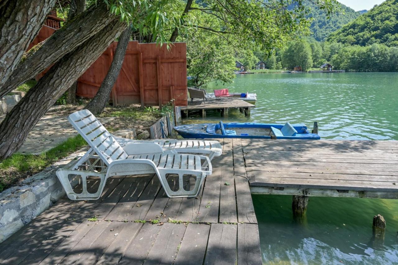 Forest Dream Lake House Jajce Eksteriør billede