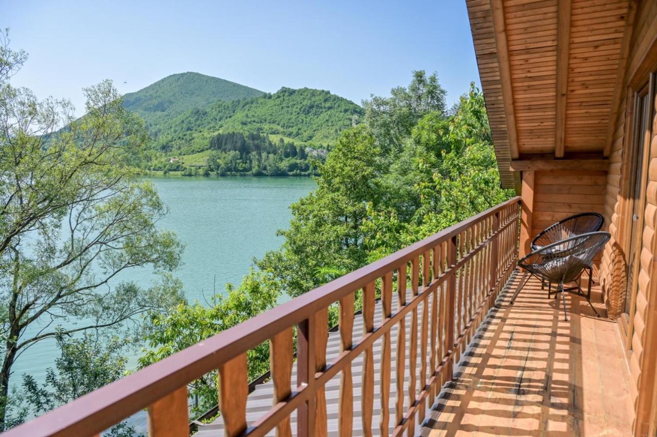 Forest Dream Lake House Jajce Eksteriør billede