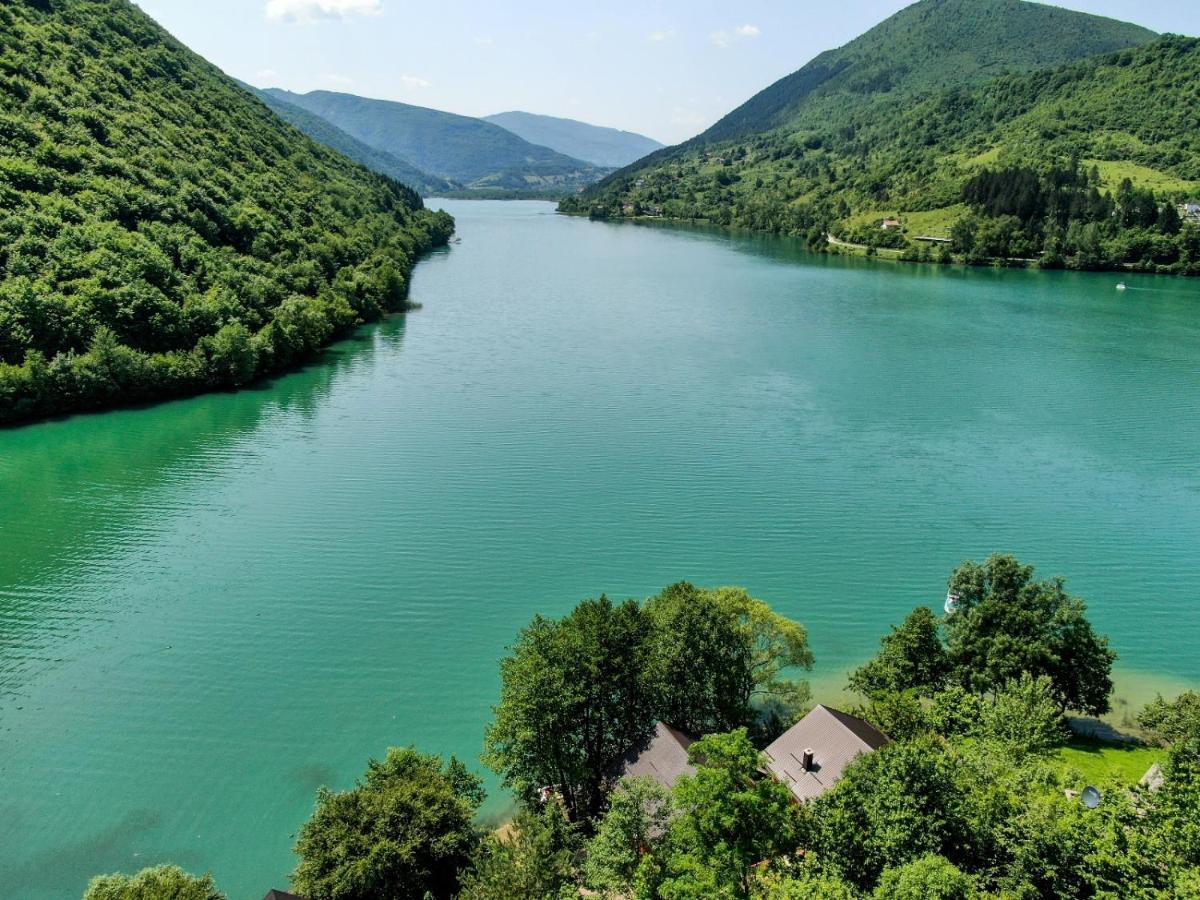 Forest Dream Lake House Jajce Eksteriør billede