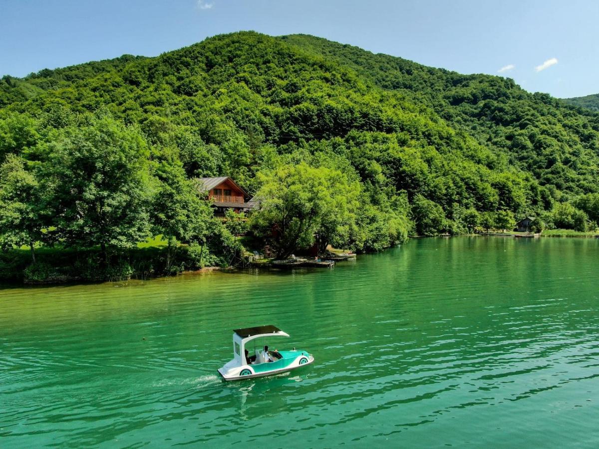 Forest Dream Lake House Jajce Eksteriør billede